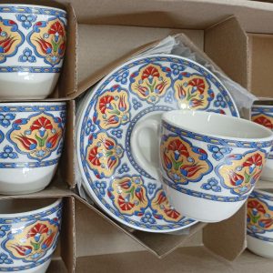 Yaldız İçinde Lale Karanfil Desenli Kahve Takımı